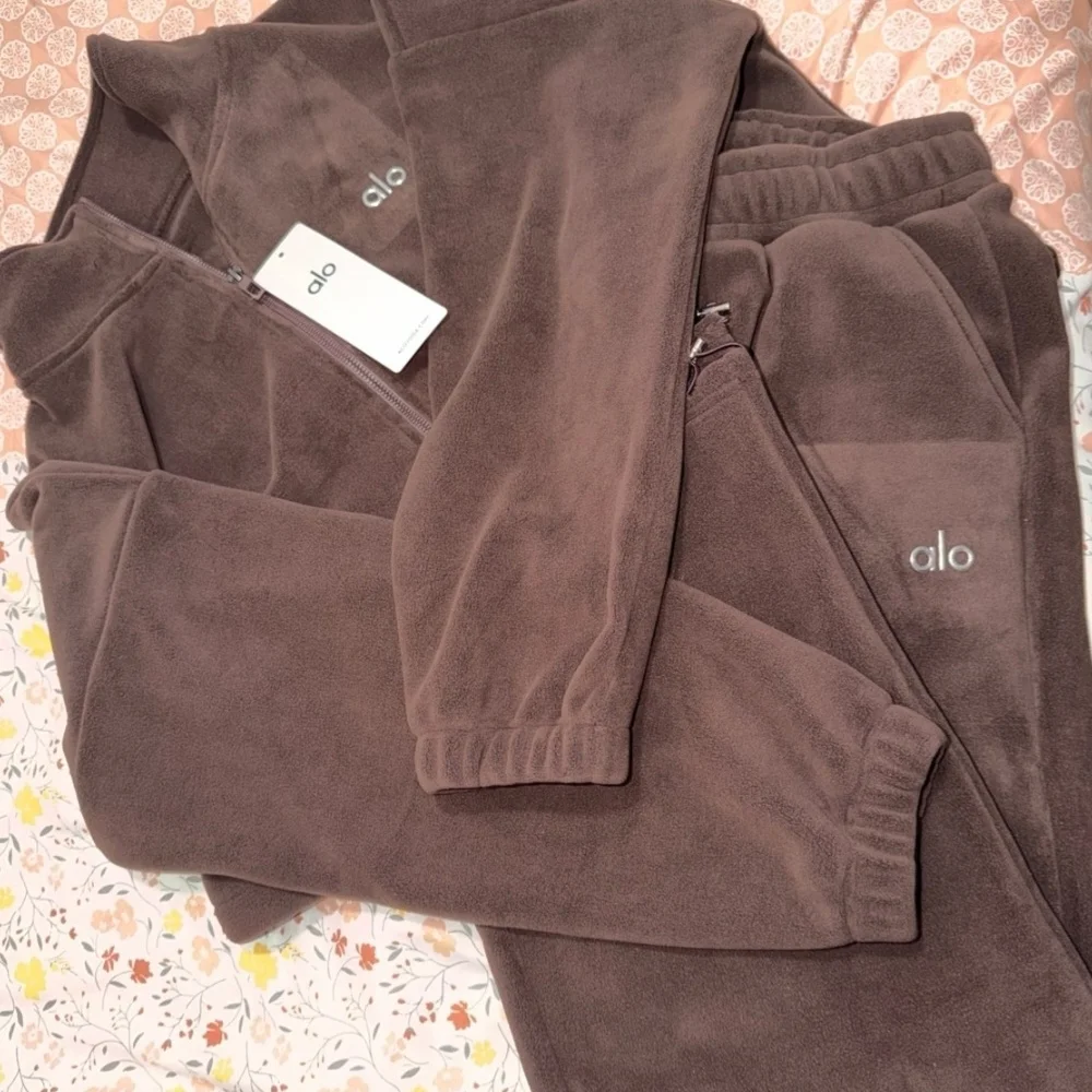 ALO Yoga new comes
